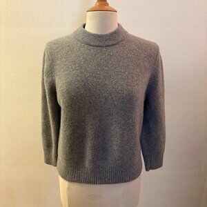 Quince Mongolian Cashmere Crewneck Sweater in Heather Grey